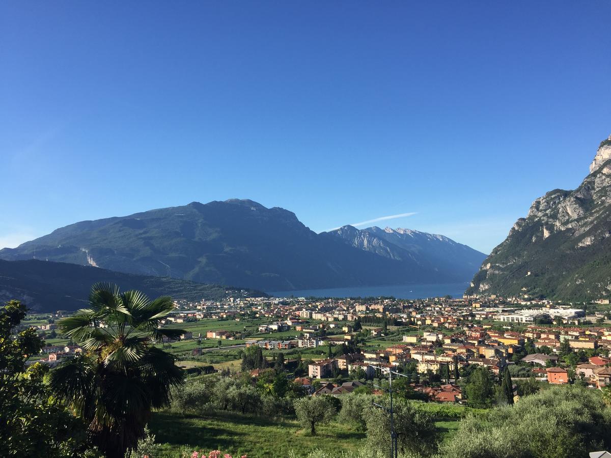 Villa Arzilla Riva del Garda Luaran gambar
